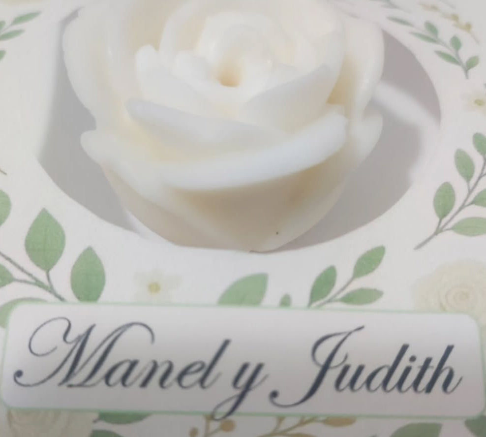 Detalle boda flor con cartulina