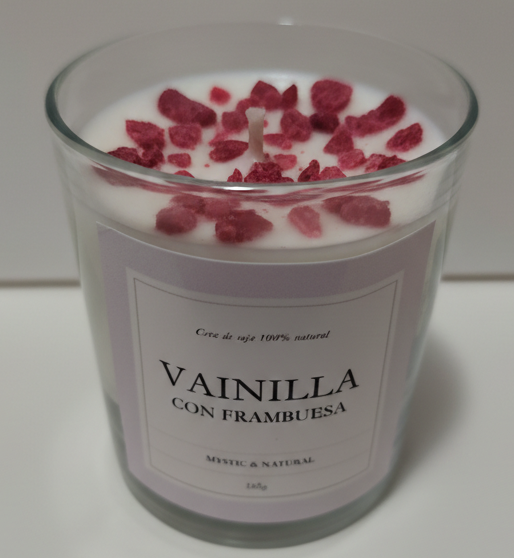 Vela vainilla con frambuesa - para un hogar acogedor